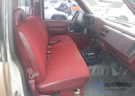 1993 Chevrolet Gmt-400 C1500 from USA, damaged, VIN 1GCEC14Z8PE130326